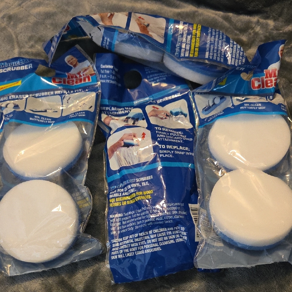 NWOT Magic Eraser Scrubber Pads - White